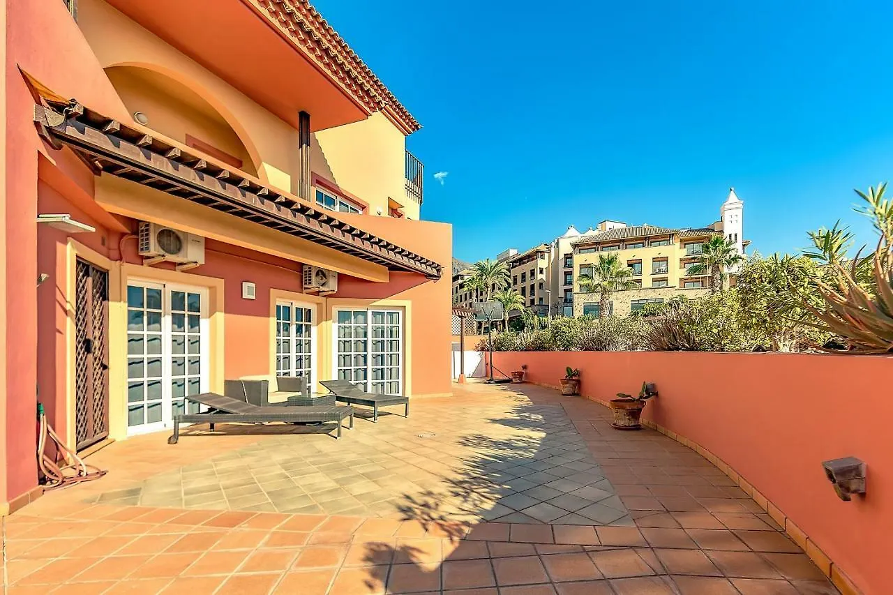 Apartment With Large Terrace In Terrazas Del Duque Costa Adeje